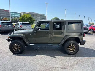 Jeep Wrangler Unlimited 2015 4x4 Sahara 4p SUV