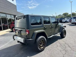 Jeep Wrangler Unlimited 2015 4x4 Sahara 4p SUV