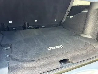 Jeep Wrangler Unlimited 2015 4x4 Sahara 4p SUV