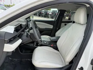 Ford Mustang Mach-E 2023 AWD Premium 4dr SUV
