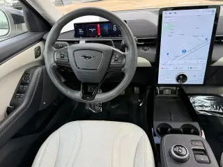 Ford Mustang Mach-E 2023 AWD Premium 4dr SUV