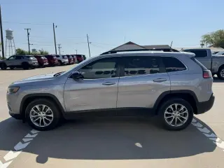 Jeep Cherokee 2022 Latitude Lux 4dr SUV