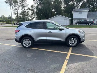 Ford Escape Hybrid 2021 4x4 SE 4p SUV
