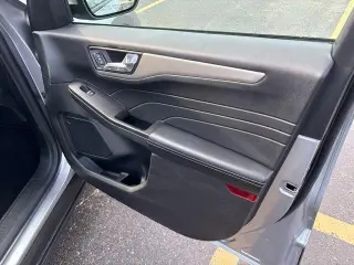 Ford Escape Hybrid 2021 4x4 SE 4p SUV