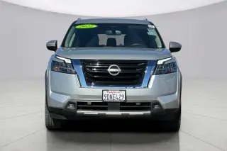 2022 Nissan Pathfinder
