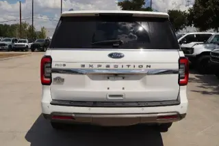 Ford Expedition 2022 4x2 King Ranch 4dr SUV