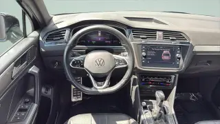 Volkswagen Tiguan 2022 AWD SE R-Line Black 4Motion SUV de 4 puertas