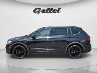 Volkswagen Tiguan 2022 AWD SE R-Line Black 4Motion SUV de 4 puertas
