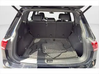 Volkswagen Tiguan 2022 AWD SE R-Line Black 4Motion SUV de 4 puertas