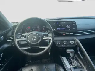 Hyundai ELANTRA 2021 SE 4dr Sedán