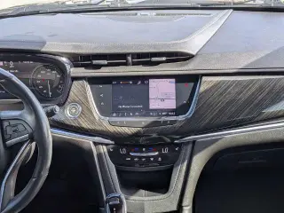 Cadillac XT6 2021 Premium Luxury 4dr SUV