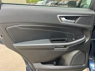 Ford Edge 2017 AWD Titanium 4dr Crossover