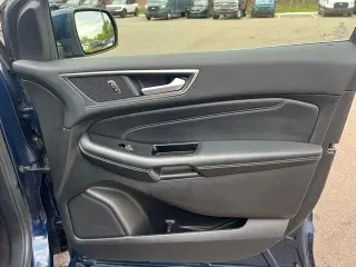 Ford Edge 2017 AWD Titanium 4dr Crossover