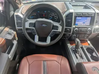 Ford F-150 2018 4x4 King Ranch 4dr SuperCrew 5.5 ft. SB
