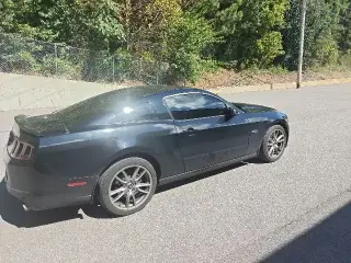 Ford Mustang 2014 GT Premium 2dr Fastback