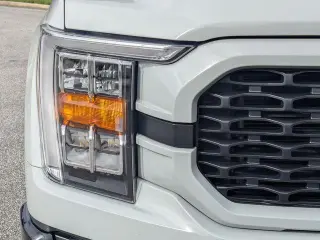 Ford F-150 2023 4x4 XLT 4dr SuperCrew 5.5 ft. SB
