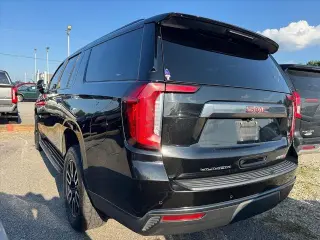 GMC Yukon XL 2021 4x4 AT4 4dr SUV