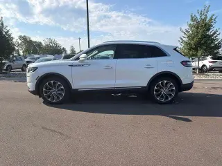 Lincoln Nautilus 2023 AWD Reserve 4dr SUV