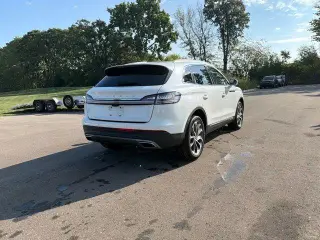 Lincoln Nautilus 2023 AWD Reserve 4dr SUV
