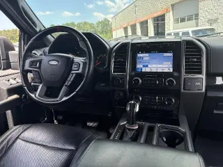Ford F-150 2018 4x4 Raptor 4dr SuperCrew 5.5 ft. SB