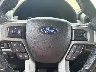 Ford F-150 2018 4x4 Raptor 4dr SuperCrew 5.5 ft. SB