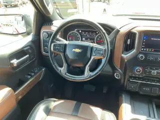 Chevrolet Silverado 1500 2019 4x4 High Country 4dr Crew Cab 5.8 ft. SB