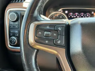 Chevrolet Silverado 1500 2019 4x4 High Country 4dr Crew Cab 5.8 ft. SB
