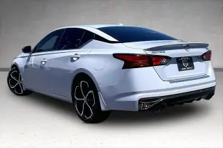 Nissan Altima 2023 2.5 SR Sedán 4 puertas