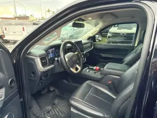 Ford Expedition MAX 2024 4x2 XLT 4dr SUV