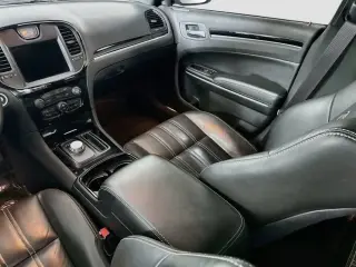 Chrysler 300 2021 S V8 Sedán 4 puertas