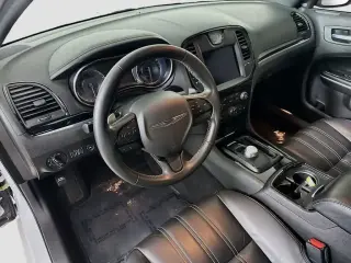 Chrysler 300 2021 S V8 Sedán 4 puertas
