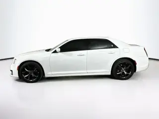 Chrysler 300 2021 S V8 Sedán 4 puertas