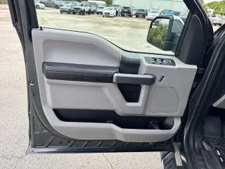 Ford F-150 2018 4x4 XLT 4dr SuperCrew 5.5 ft. SB