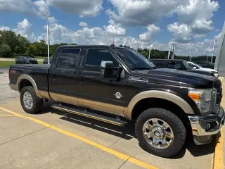 Ford F-350 Super Duty 2013 4x4 Lariat 4dr Crew Cab 6.8 ft. SB SRW Pickup