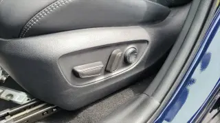 Toyota RAV4 2022 XLE Premium SUV 4 puertas