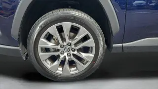 Toyota RAV4 2022 XLE Premium SUV 4 puertas