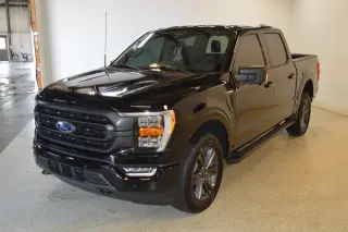 Ford F-150 2023 4x4 XLT 4p SuperCrew 5.5 ft. CB
