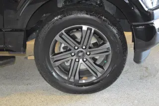 Ford F-150 2023 4x4 XLT 4p SuperCrew 5.5 ft. CB