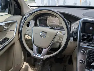 Volvo XC60 2015 T5 Drive-E Premier 4dr SUV (lanzamiento a mitad de año)