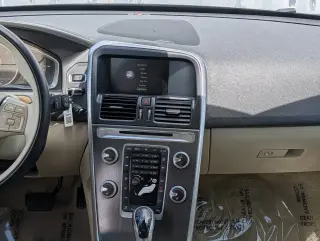 Volvo XC60 2015 T5 Drive-E Premier 4dr SUV (lanzamiento a mitad de año)