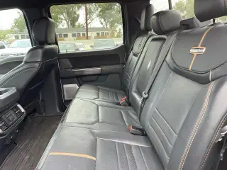Ford F-150 2023 4x4 Platinum 4p SuperCab 6.5 ft. CA