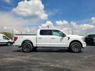 Ford F-150 2023 4x4 XLT 4dr SuperCrew 5.5 ft. SB