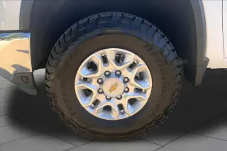 Chevrolet Silverado 2500HD 2024 4x4 LT 4dr Crew Cab SB