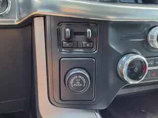 Ford F-150 2022 4x2 Lariat 4dr SuperCrew 5.5 ft. SB