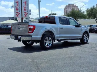 Ford F-150 2022 4x2 Lariat 4dr SuperCrew 5.5 ft. SB