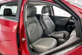 Chevrolet Sonic 2014 LTZ Auto 4p Hatchback