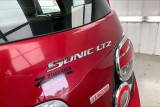 Chevrolet Sonic 2014 LTZ Auto 4p Hatchback