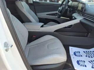Hyundai ELANTRA Hybrid 2023 Limited 4dr Sedán