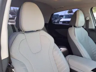 Hyundai ELANTRA Hybrid 2023 Limited 4dr Sedán