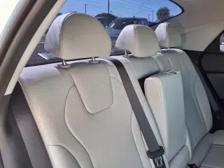 Hyundai ELANTRA Hybrid 2023 Limited 4dr Sedán